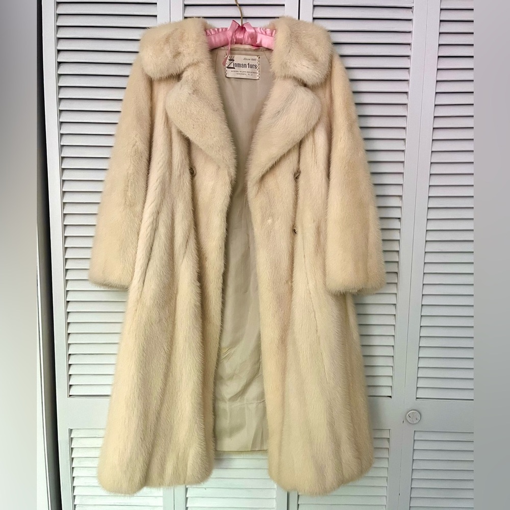 STUNNING CUSTOM FUR COAT